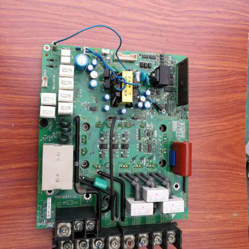 安川变频器h1000 15kw a1000l1000a18.