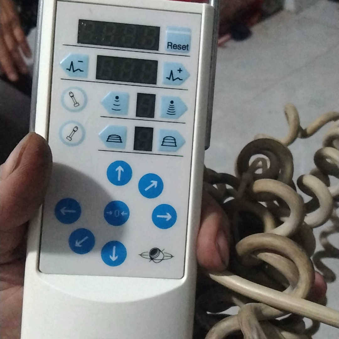 多尼尔爱力仕Dornier medtech碎石机控制面板，功