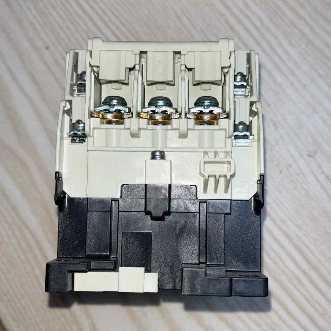 三菱 S-T35 全新拆机未使用，200V-240V，一共5