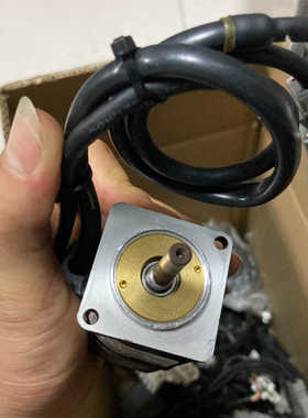 SGMAH-A5AAA21拆机漂亮20个左右，，单个100个