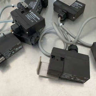 施迈赛AZM170-02ZRKA安全开关，货，成色很好，