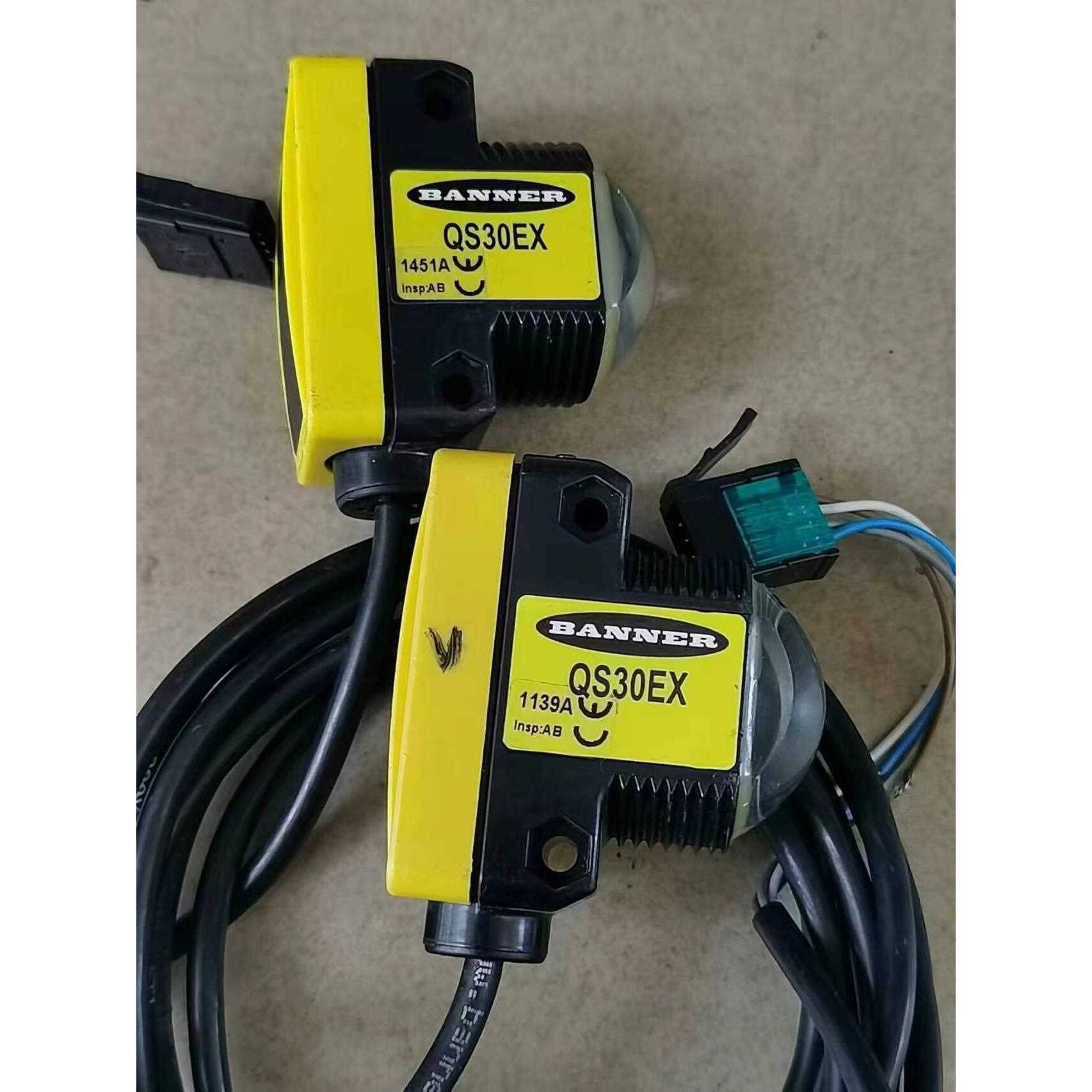 邦纳传感器，型号QS30EX，功能包好，库存现货2个，货号单