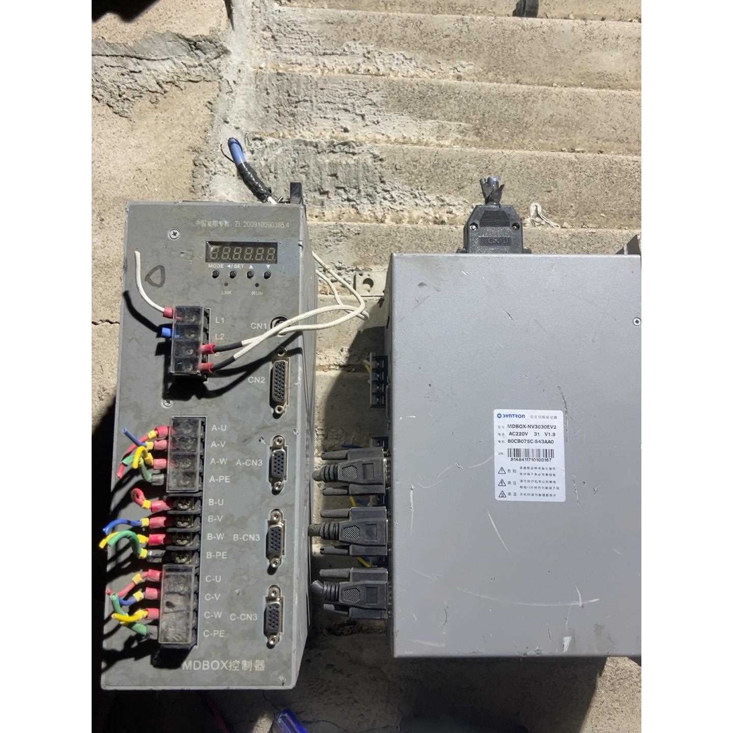 森创伺服控制器MDBOX-NV3030EV2+控制器实图，拆