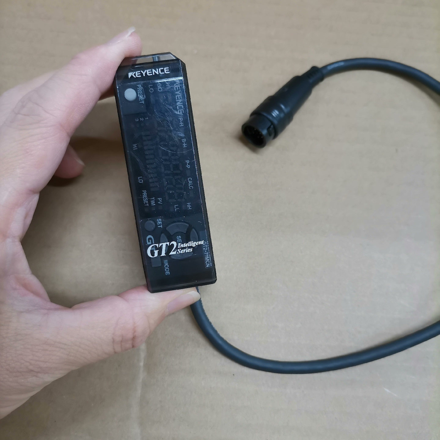 基恩士GT2-71MCN传感器，功能包好，成色新，实物图