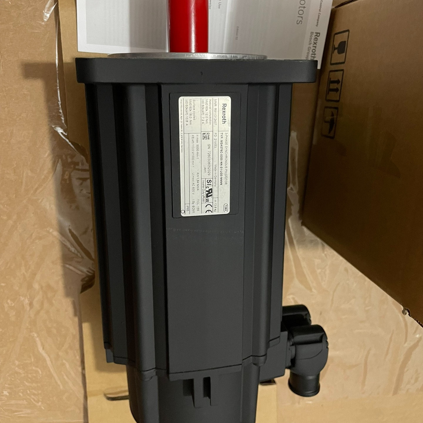 力士乐电机 MSK076C-0300-NN-S1-UG0-N