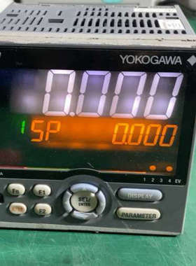 YOKOGAWA/横河 温控器，UT35A-000-11-0
