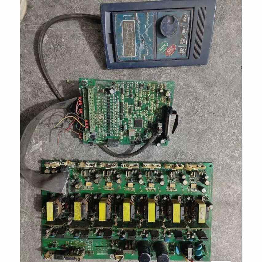 易能EDS2000变频器主板EDS2000MPCB23驱动板