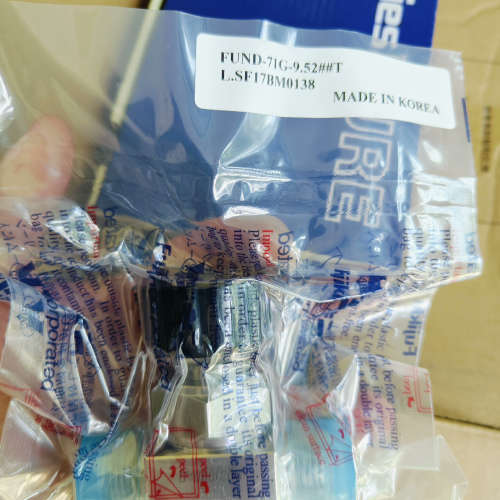 富士金FUJIKIN 1/2MVCR隔膜阀，型号:FUN