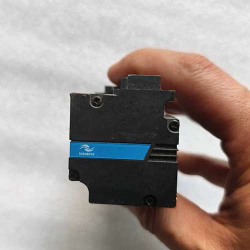 汇川AC伺服电机，型号MS1H1-10B30CB-A332Z