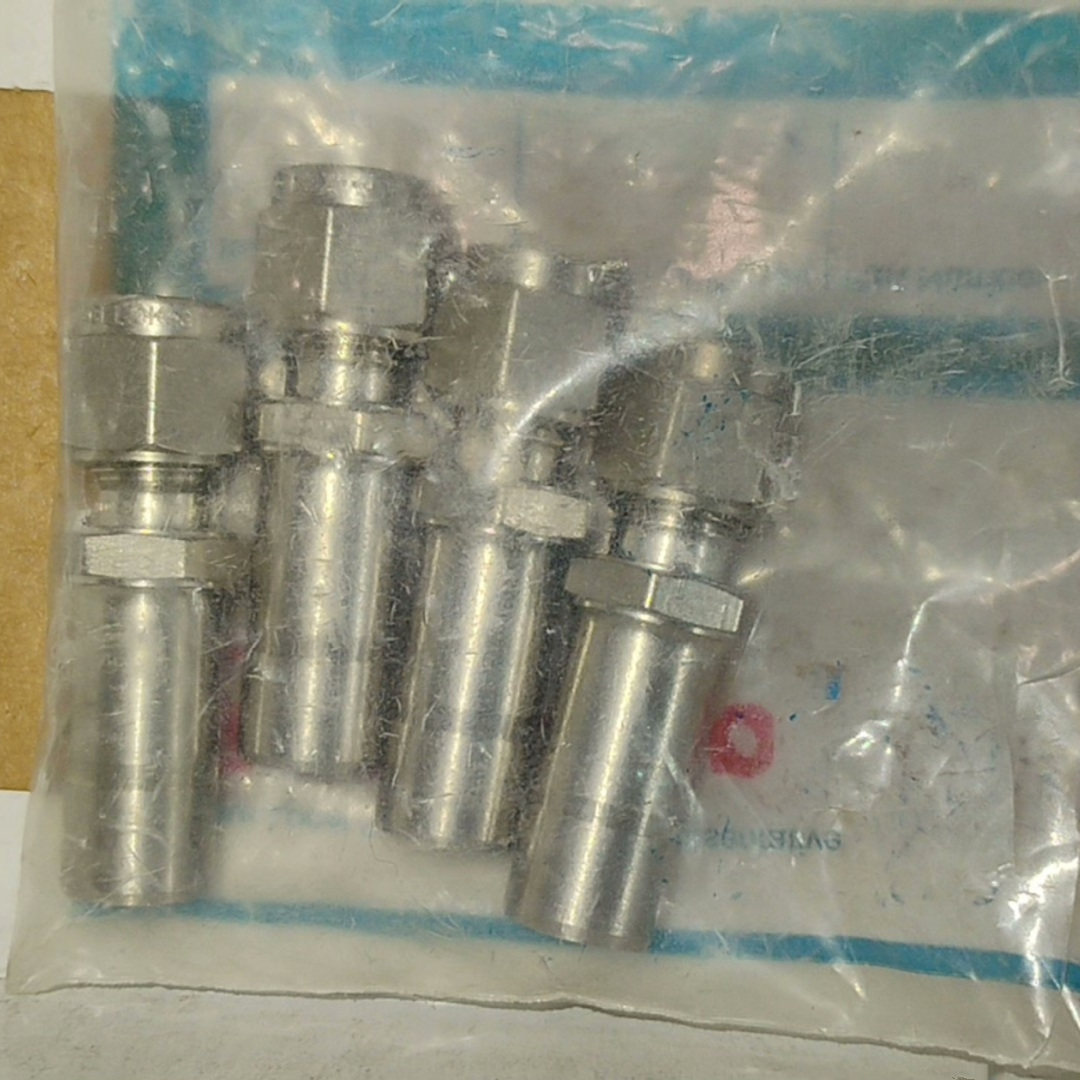 世伟洛克SS-6M0-R-10M，不锈钢卡套管接头，变径接头