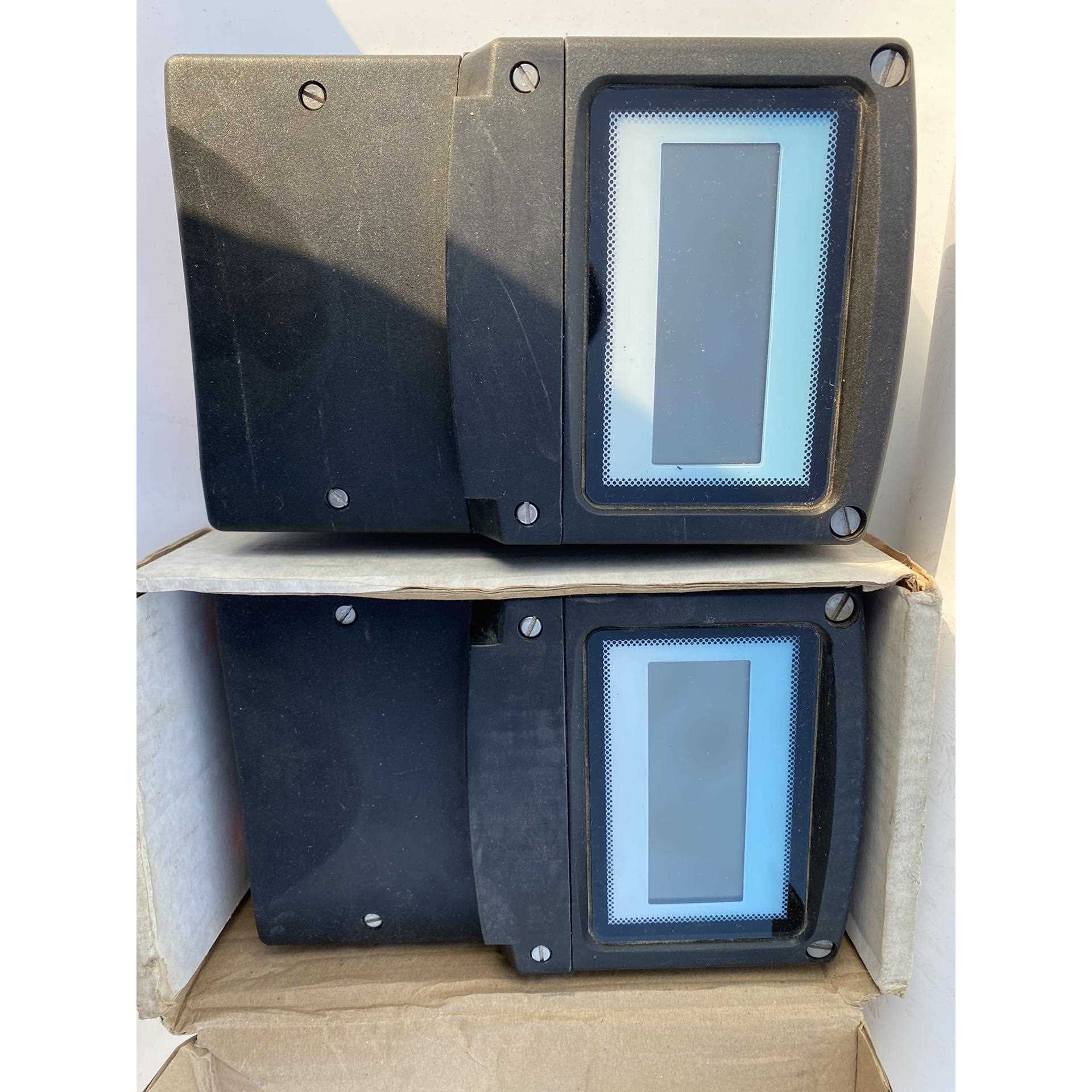 全新BEAK多功能显示表BA324D 库存全新