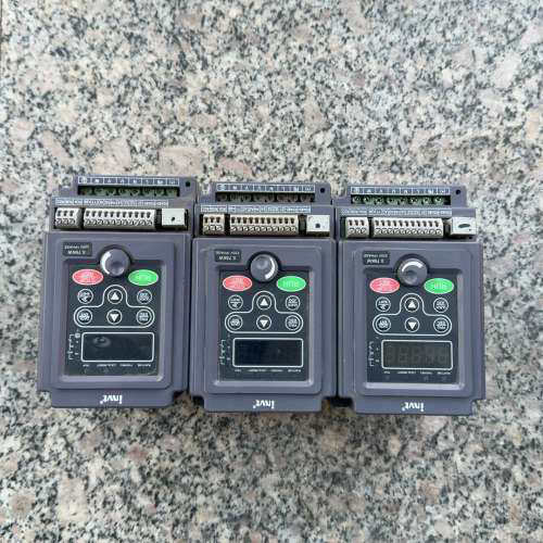 3台invt变频器CHE100-0R7G-S2