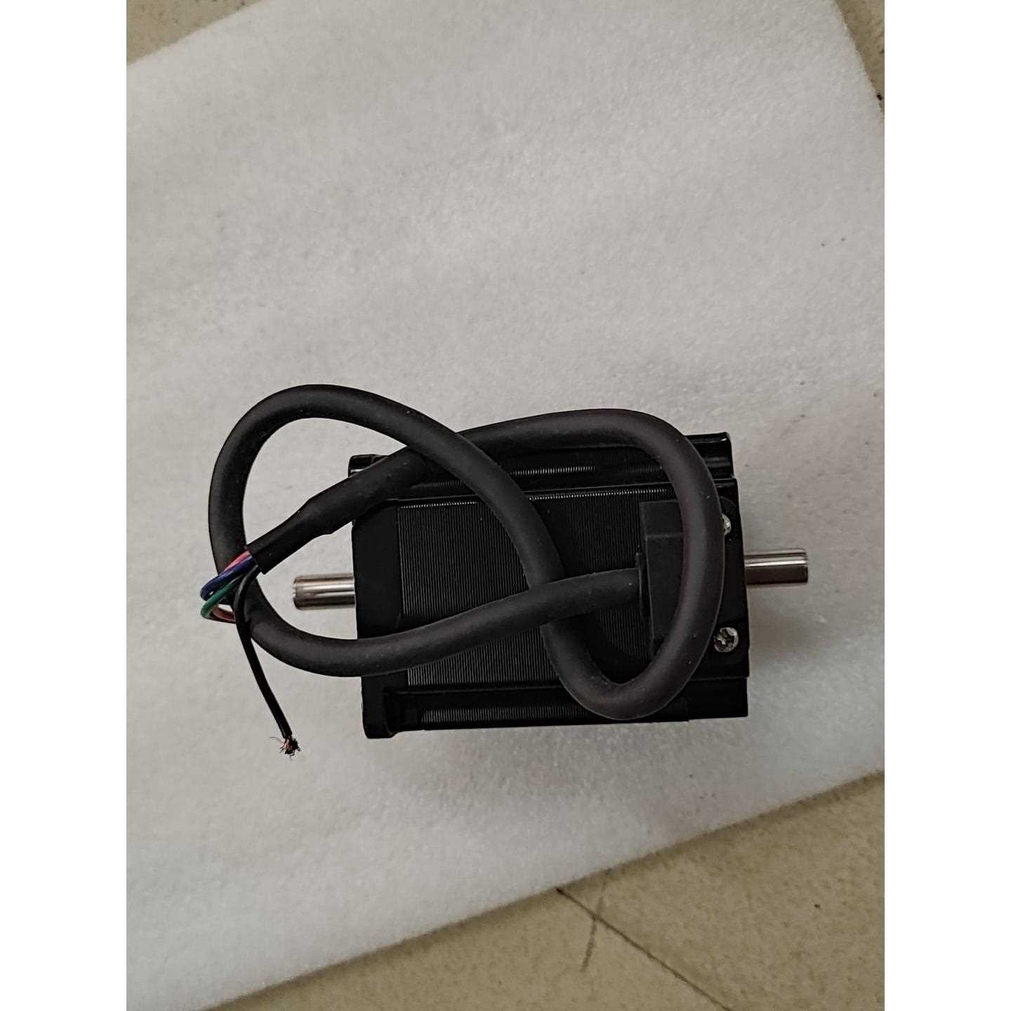 深圳雷赛57两相步进电机 57CM22C