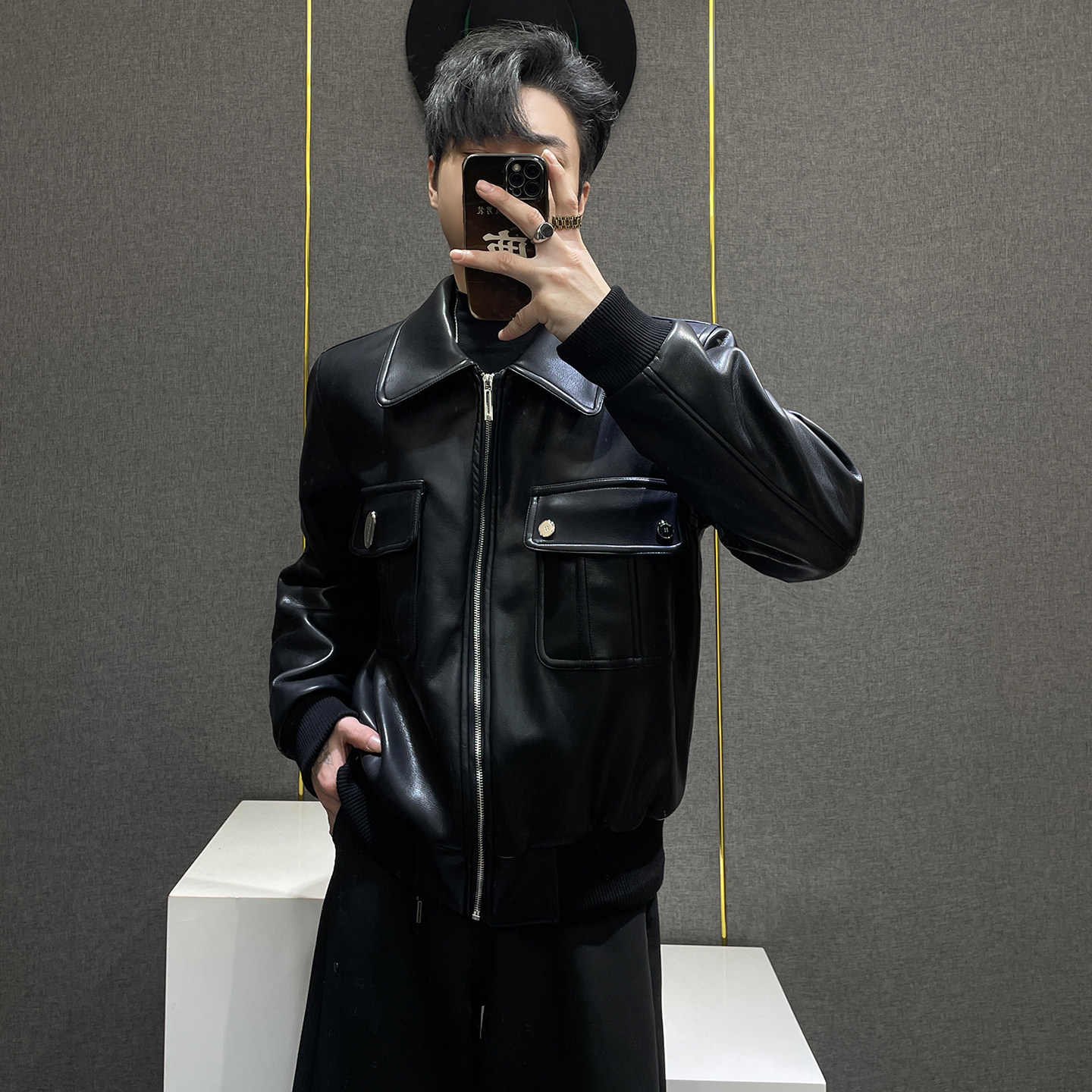 鹿鹿/小众复古机车风黑色翻领皮衣男短款大口袋拉链夹克外套高级