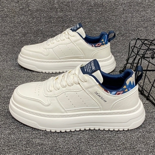 男鞋 百搭设计感轻便学生小白鞋 2026春季 透气厚底休闲板鞋 新款 韩版