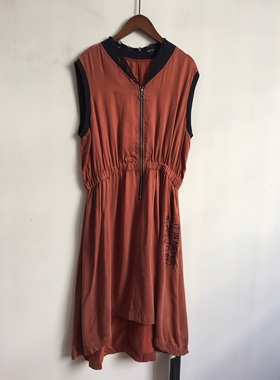 (100元2件) 精品女装墨ye冬装无袖长款连衣裙裙子82507特价折扣