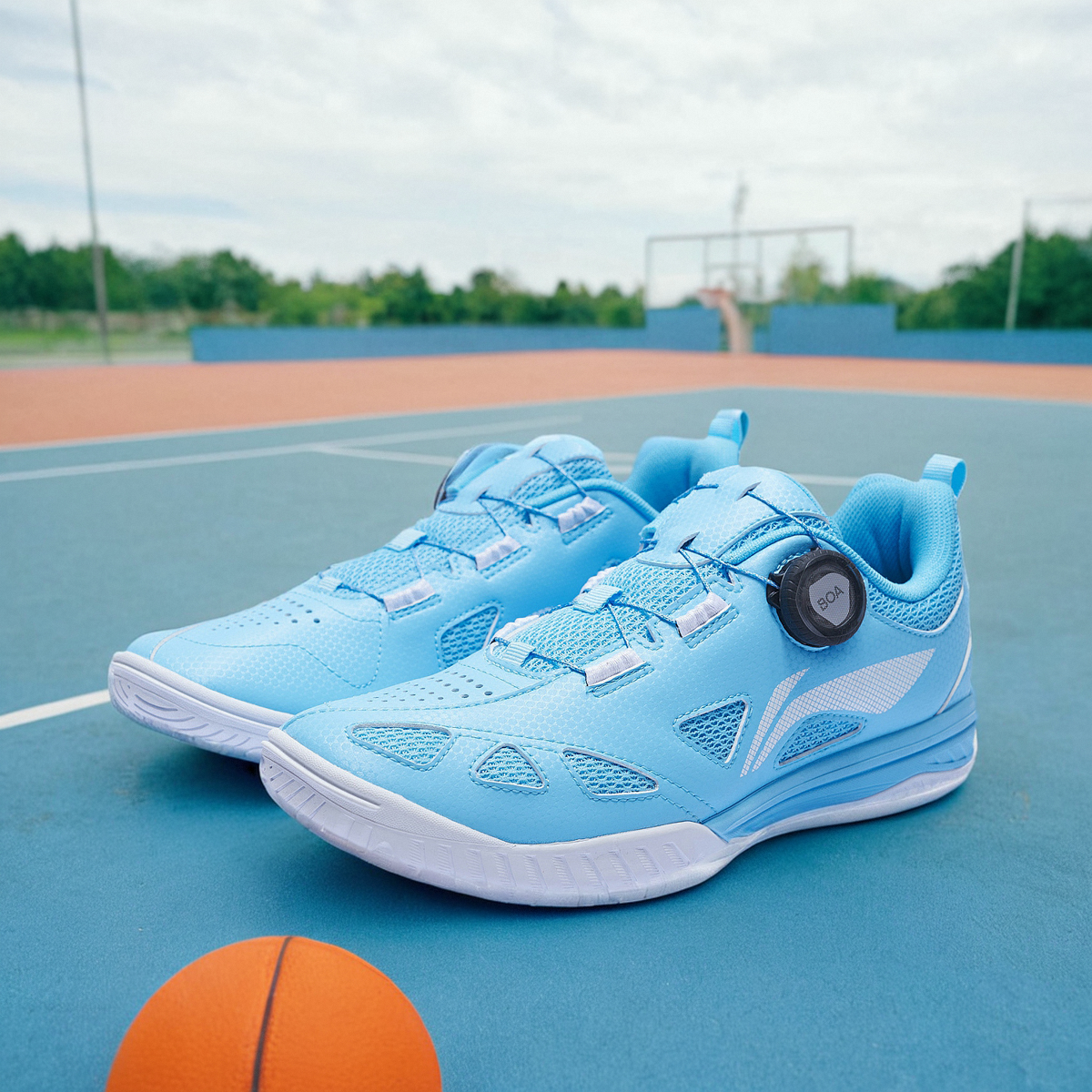 李宁MAGEESS男女无痕乒乓球鞋