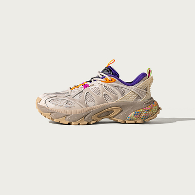 安踏秋季新款女子户外休闲运动鞋