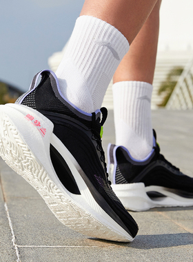 中国李宁绝影Essential䨻科技反光轻量减震男子弹速跑鞋ARRS003