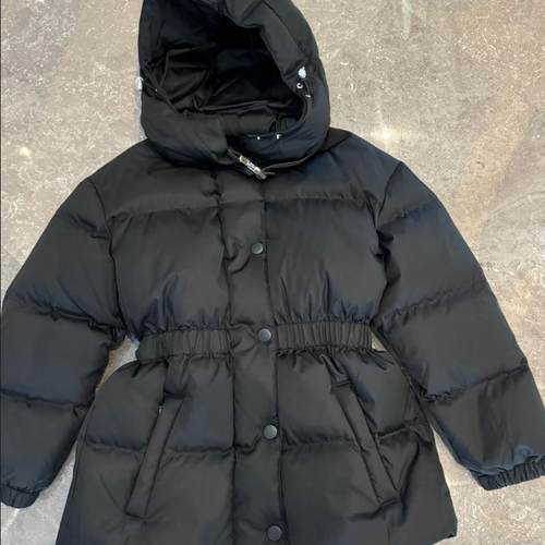 Amandldquo系列100%山羊绒羽绒服