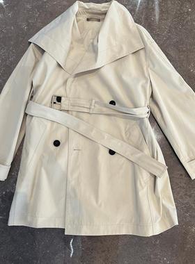 自然的馈赠|B*rberry同源华达尼设计感叠领风衣外套