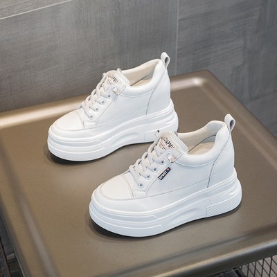 香港小个子内增高小白鞋女隐形增高10厘米小码厚底板鞋休闲运动鞋
