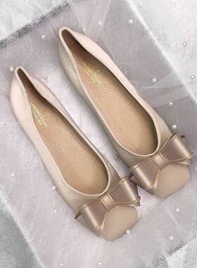 香港韩版方头软皮平底单鞋女2025年秋季蝴蝶结浅口瓢鞋百搭晚晚鞋