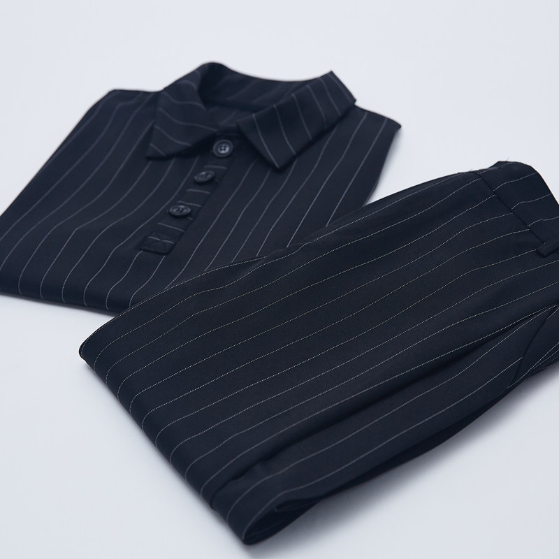 KOREAN COUNTER WINTER STRIPED SHIRT MENS KOREAN VERSION OF THE TREND HANDSOME MENS SET OF HANDSOME SHORT-SLEEVED CASUAL SUIT MEN