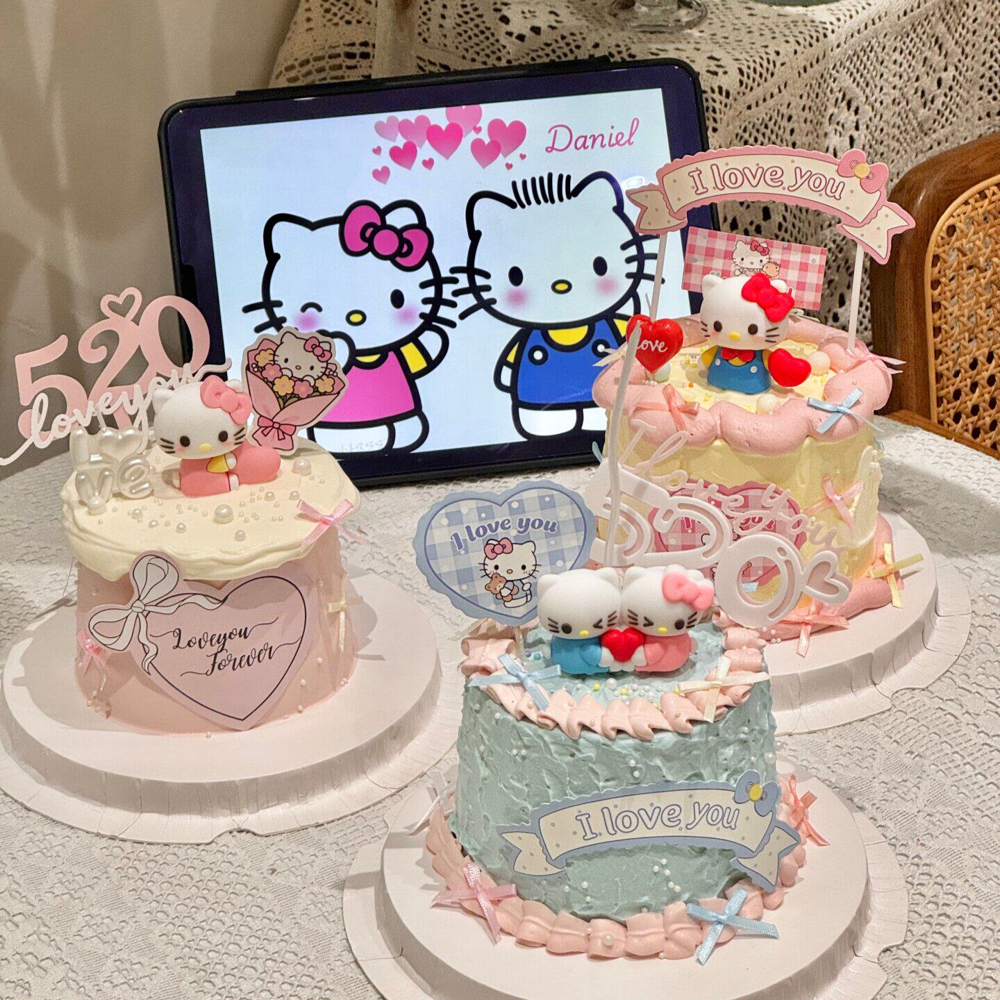 网红520情人节HelloKitty爱心摆件蛋糕装饰kt猫情侣告白插牌插件