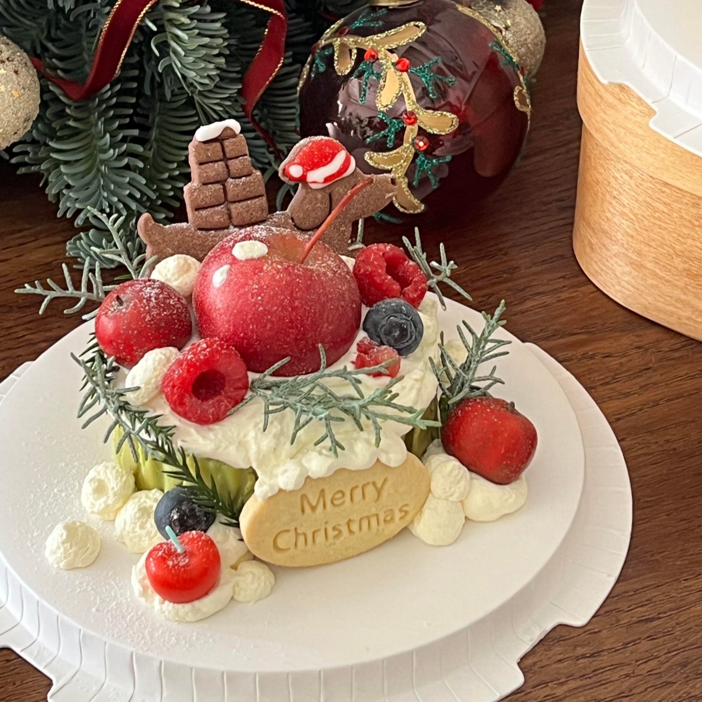 新年圣诞节网红草莓蛋糕装饰腊肠狗kt猫造型饼干烘焙甜品台装扮