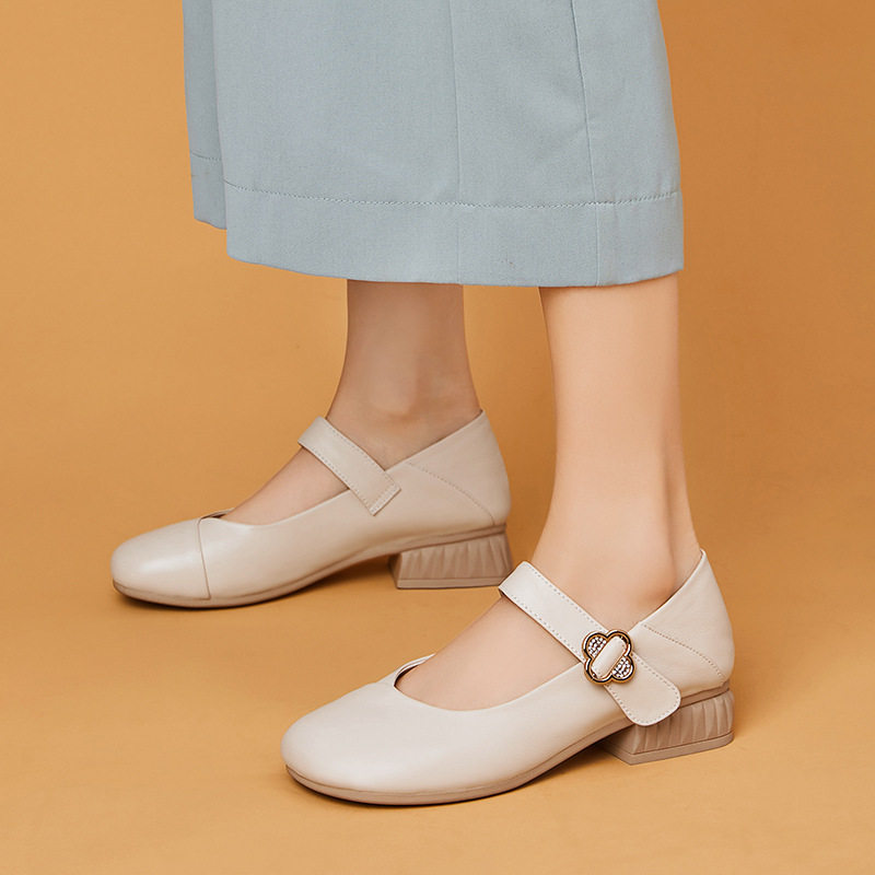 春秋一字扣单鞋软底女士低跟真皮跳舞鞋中老年妈妈工作鞋女鞋皮鞋