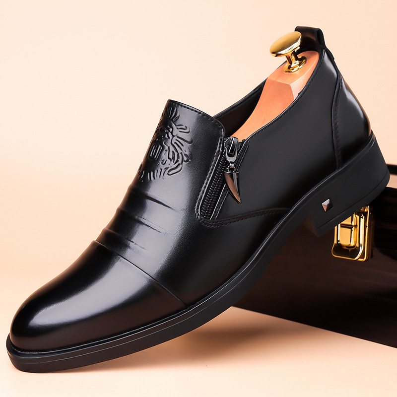 一脚蹬拉链尖头软底皮鞋春季款2025男士商务正装低高帮男鞋三接头