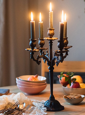 复古欧式铸铁蜡烛台轻奢风烛台摆件家用法式香薰烛台黑色中古道具