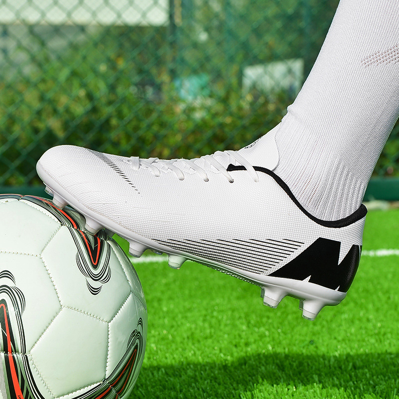 跨境低帮足球鞋碎钉AG长钉人造草地专业比赛训练运动鞋厂家帮代发