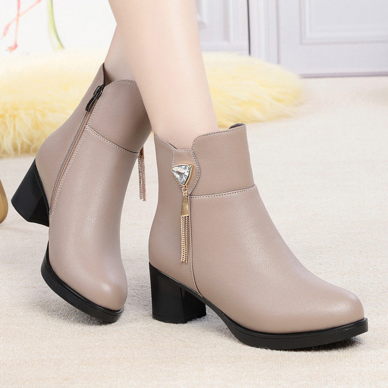 靴子女真皮冬加绒加厚羊毛妈妈鞋短筒粗跟高跟棉鞋中老年防滑短靴,运动鞋new,运动休闲鞋,淘宝优惠券,粉丝福利购,淘宝优惠卷