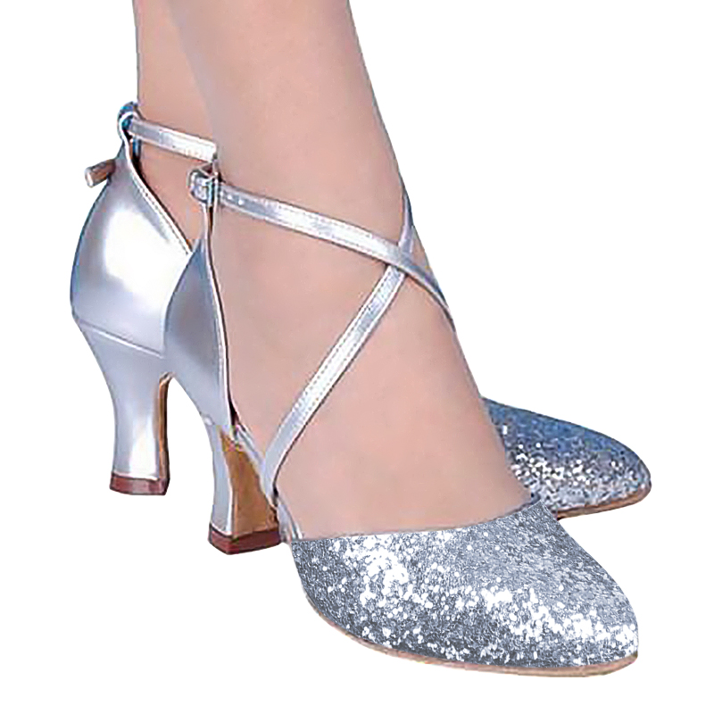 新款拉丁舞鞋高跟广场舞鞋软底