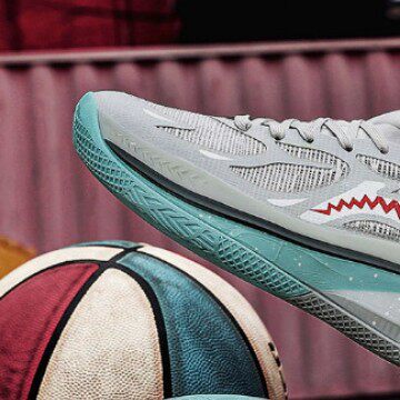 可代发音速12篮球鞋青少年专业实战球鞋透气水泥地战靴跑步运动鞋