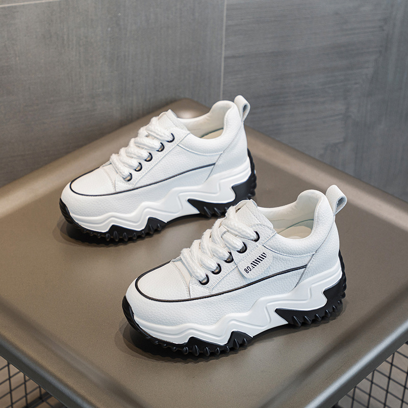 2025秋冬季新款女鞋小白鞋厚底松糕老爹鞋小个子内增高休闲运动鞋