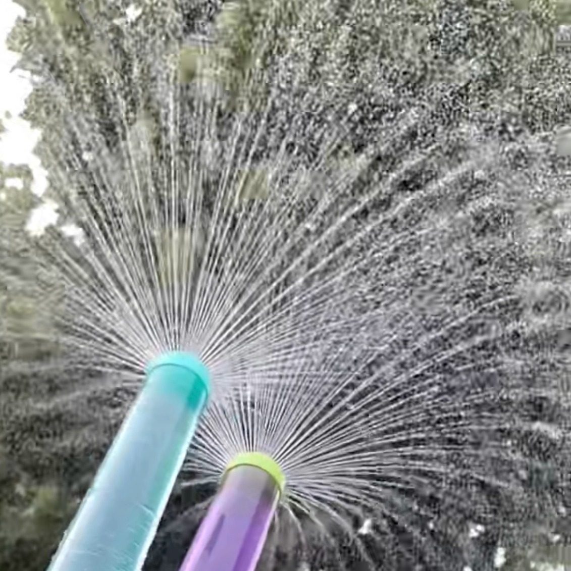 儿童烟花水枪大容量抽拉式水枪喷水玩具打水仗滋水枪烟花水炮多孔