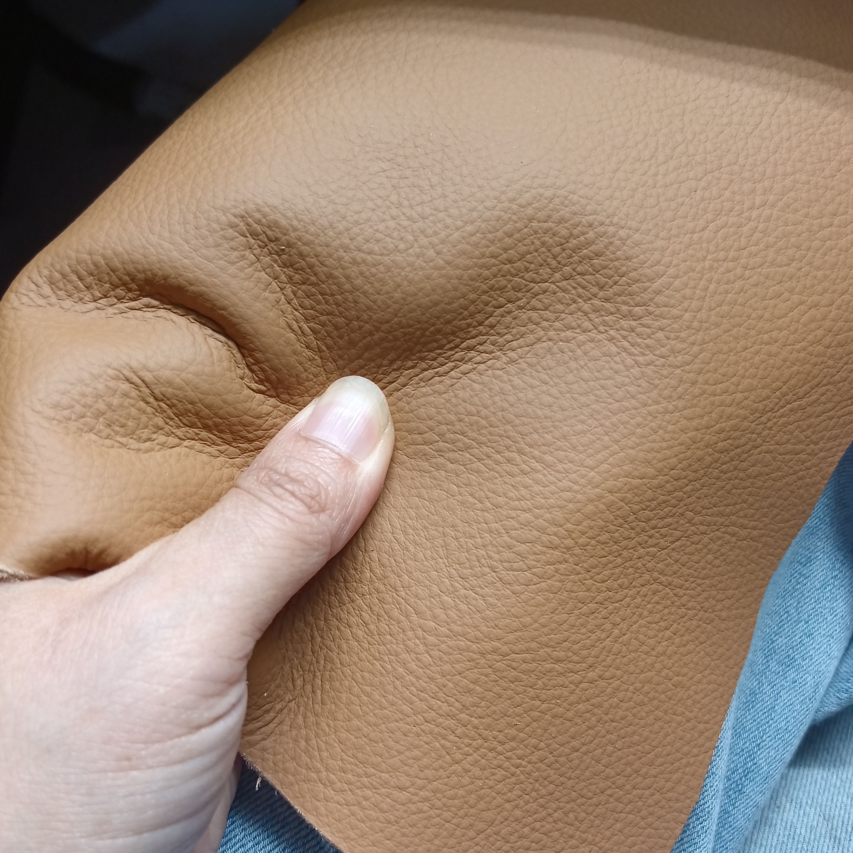 浅黄棕牛皮自然纹家具皮料