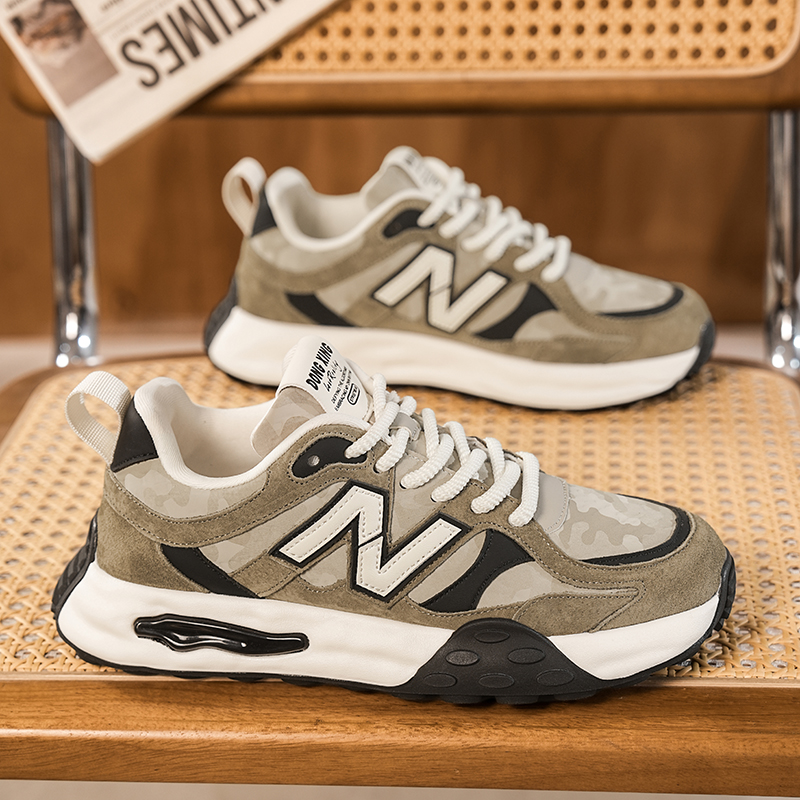 欧洲站男鞋新款冬季潮牌高级感休闲板鞋运动跑步阿甘老爹潮鞋