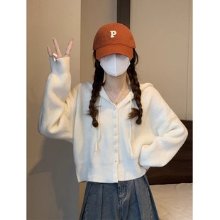 慵懒风短款连帽毛衣开衫外套女小个子2025早春新款白色针织衫上衣