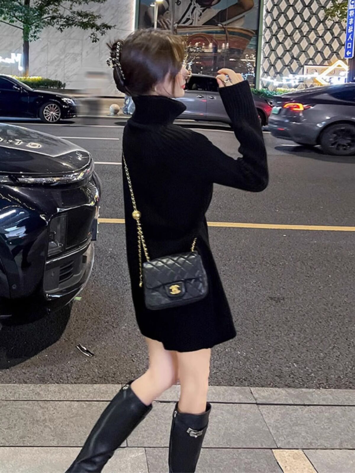 高领毛衣女款2025新款冬季修身气质加厚黑色打底中长款针织衫裙子