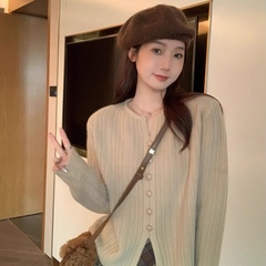 燕麦色v领正肩打底毛衣女秋冬季新款小个子开叉针织衫内搭打底衫