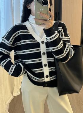 2025新款秋冬外套毛衣开衫女装长袖上衣宽松条纹女V领冬季早秋潮.