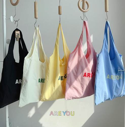 多款多色尼龙软糯单肩包