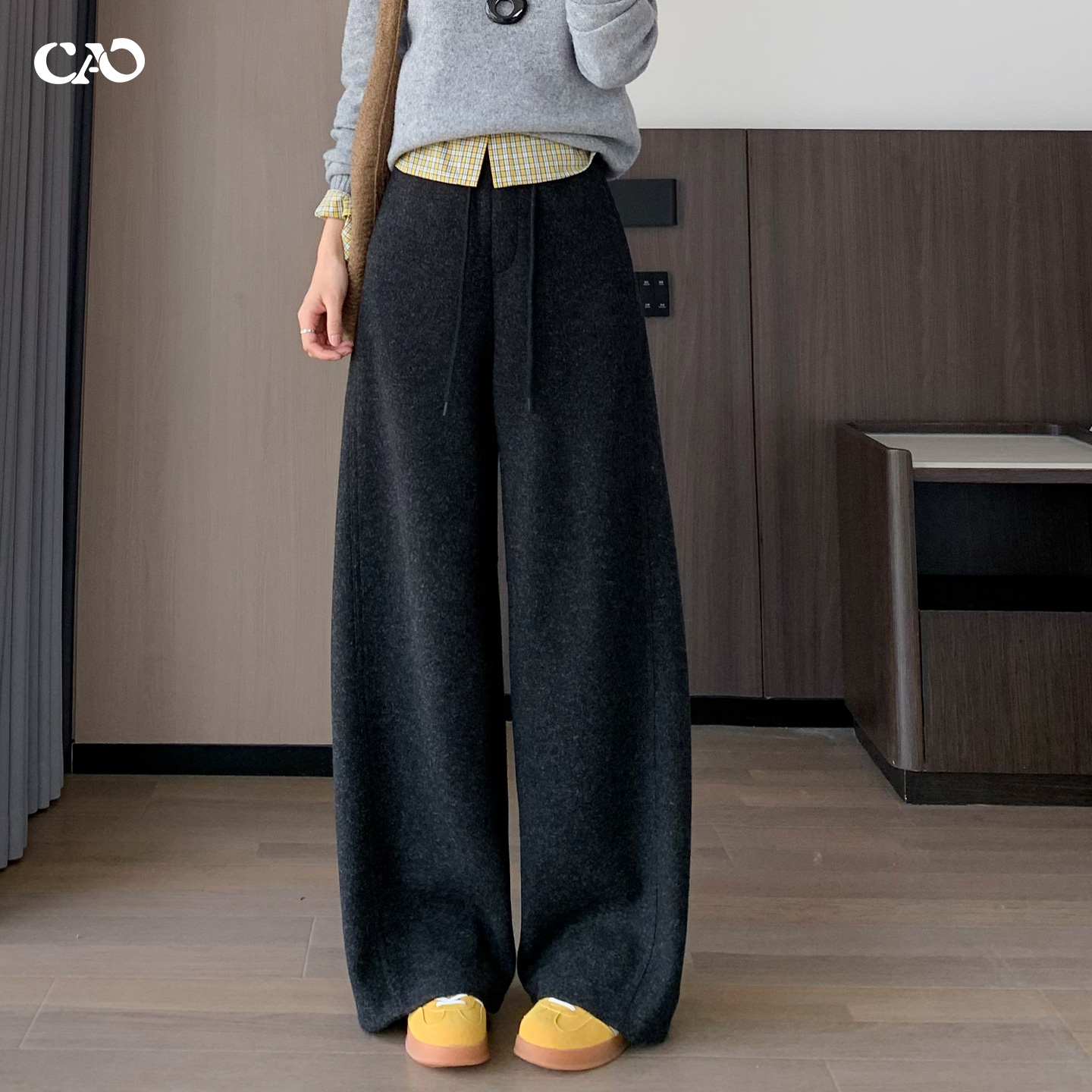 毛呢弯刀裤女黑色秋冬款镰刀高腰