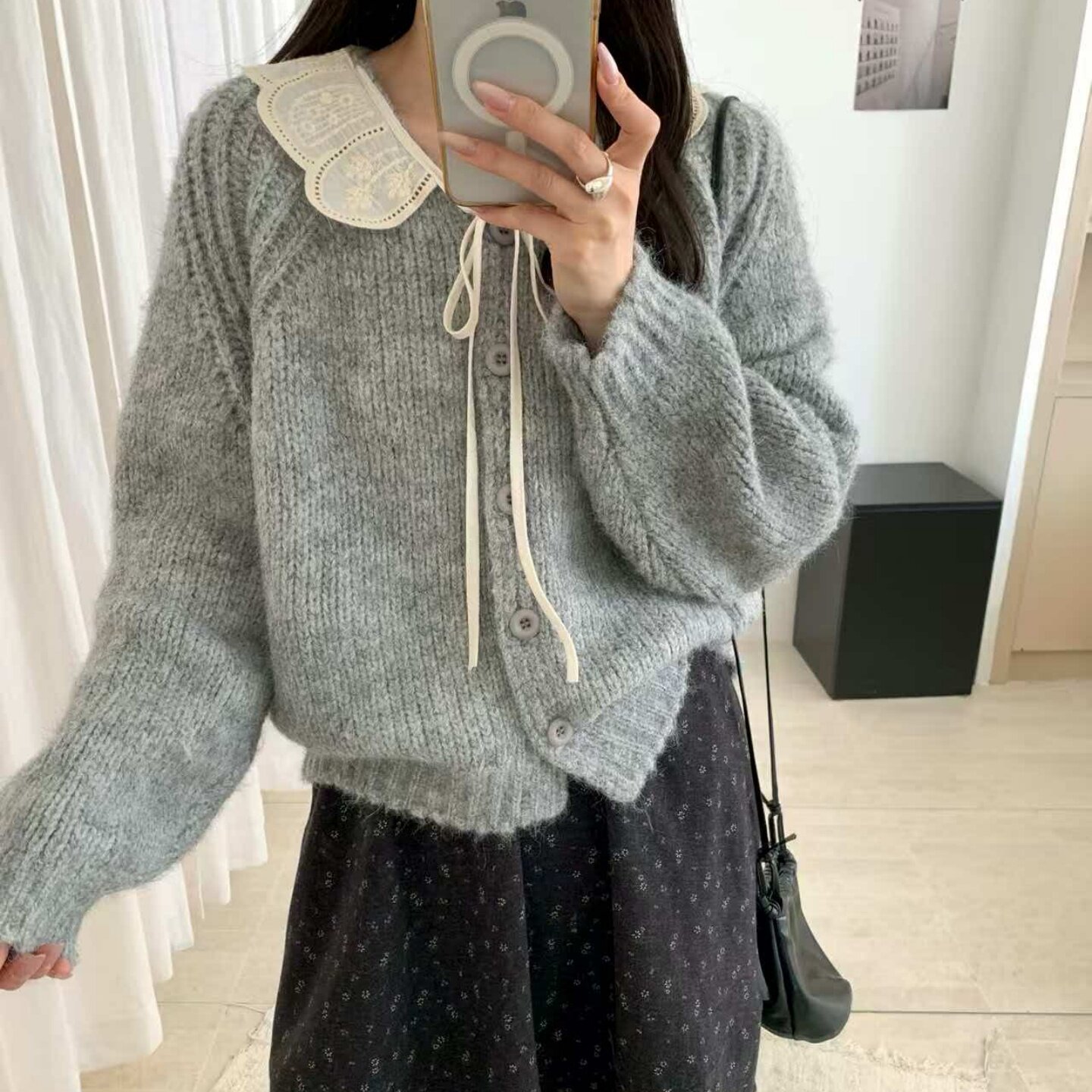 2026秋冬新款圆领蕾丝系带针织衫长袖短款毛衣开衫韩系甜美女装