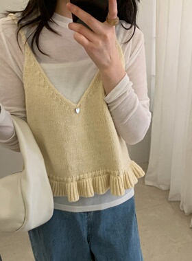 新款春秋V领纯色宽松针织吊带2026叠穿花边短款女薄无袖背心外搭