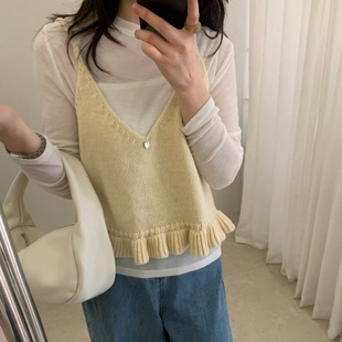 新款春秋V领纯色宽松针织吊带2026叠穿花边短款女薄无袖背心外搭
